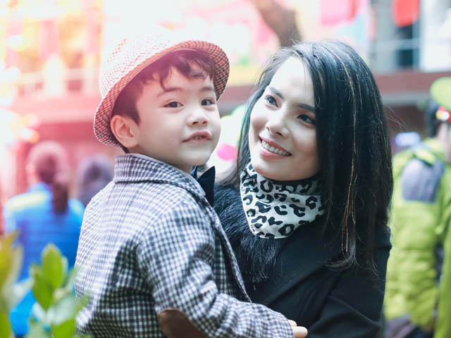 Đời sống Showbiz - Con trai "Trà cave" Kiều Thanh ngày càng kháu khỉnh