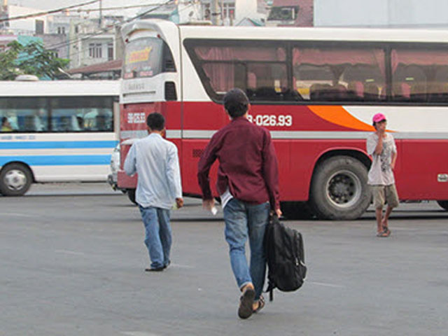Tin tức trong ngày - TP.HCM: Các bến xe “thở phào” ngày cuối năm