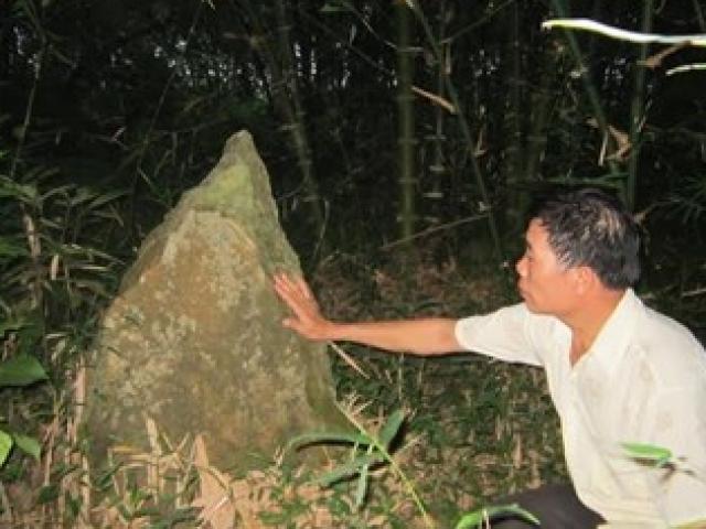 Tin tức trong ngày - Bí ẩn rừng mộ đá cổ bên dãy Pù Mé