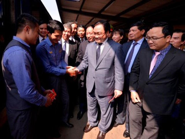 Tin tức trong ngày - Tân Bí thư Hà Nội kiểm tra nhà ga, bến xe phục vụ dân trở lại sau Tết