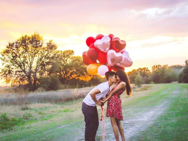 Bạn trẻ - Cuộc sống - Thơ tình: Tình yêu không điệp khúc