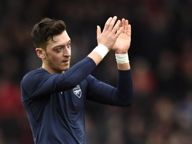 Bóng đá Tây Ban Nha - Arsenal bán Ozil, Real được ưu tiên ngăn cản Barca