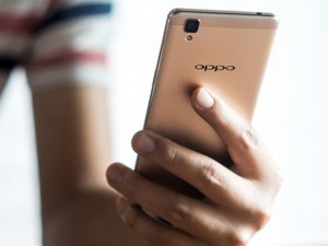 Dế sắp ra lò - Top smartphone giá tốt cho ngày Valentine