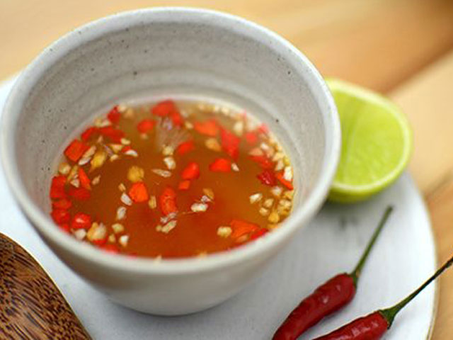 Sức khỏe đời sống - 5 lưu ý khi dùng nước mắm hàng ngày để không hại sức khỏe