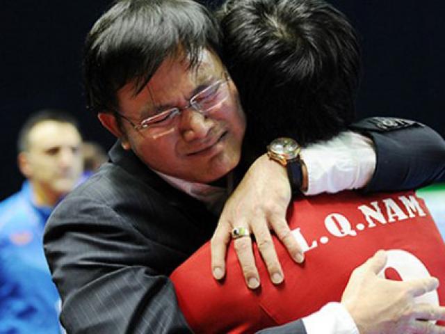 Bóng đá Việt Nam - Nước mắt của bầu Tú 'futsal'