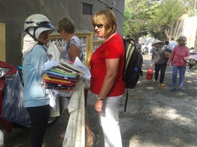 Thị trường - Tiêu dùng - Phải dẹp nạn "chặt chém" du khách