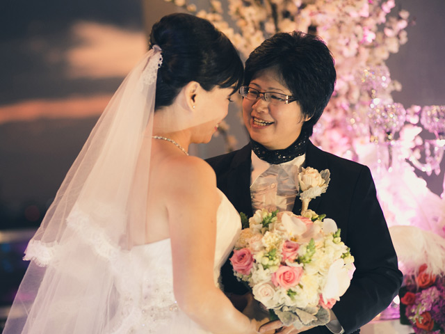 Bạn trẻ - Cuộc sống - Chuyện tình hơn 3 thập kỷ yêu xa của cặp đôi đồng tính