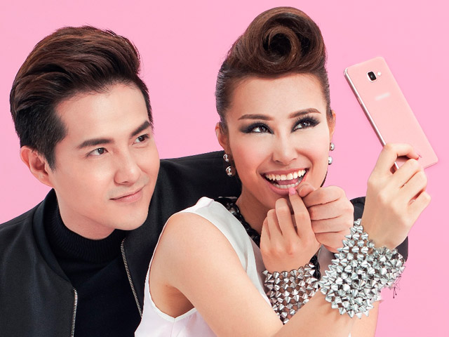 Giải trí - Đông Nhi cực chất bên bạn trai Ông Cao Thắng