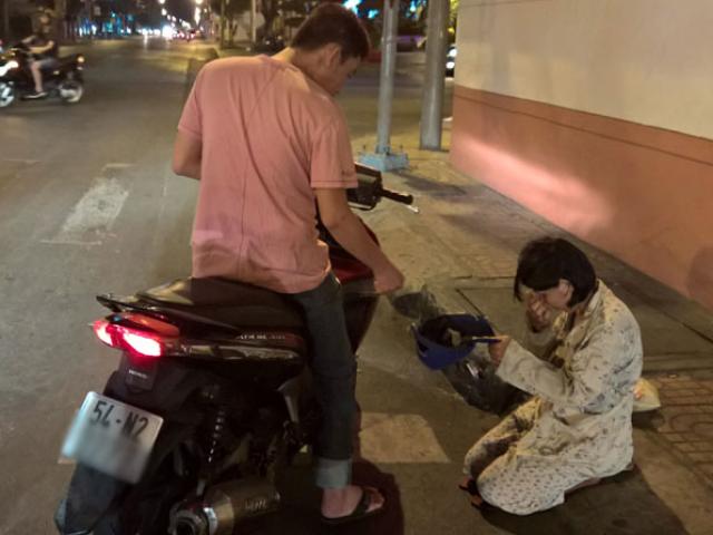 Tin tức trong ngày - TP.HCM vận động người dân không cho tiền người ăn xin