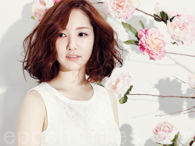 Làm đẹp - Cách đơn giản tự làm xoăn ngắn kiểu Hàn tại nhà