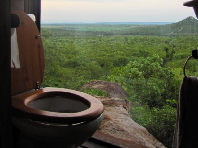 Phi thường - kỳ quặc - Những nơi "giải quyết nỗi buồn" đẹp nhất thế giới