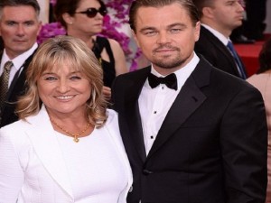 Đối thoại cùng Sao - Leonardo DiCaprio: &quot;Mẹ là trung tâm cuộc sống của tôi&quot;