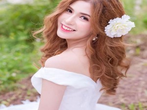 Đời sống Showbiz - Nhan sắc đình đám của những bà xã &quot;tập 2&quot; sao nam Việt