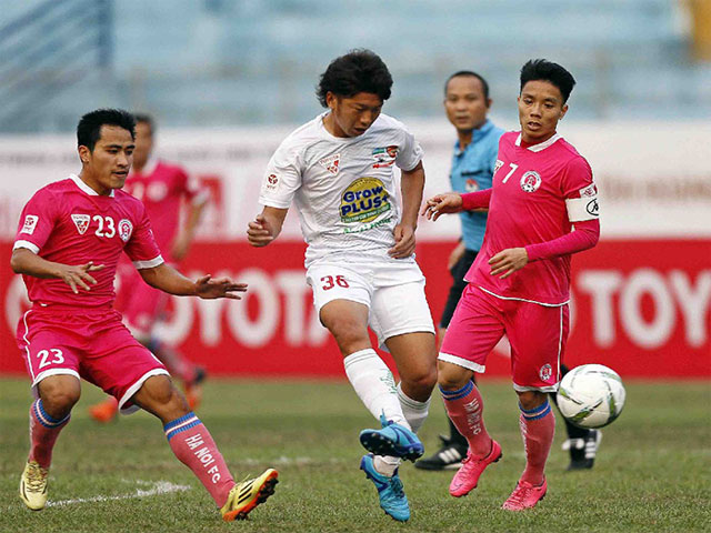 Bóng đá - Sắp tiến vào TP HCM, CLB Hà Nội làm "cả làng ngã ngửa"