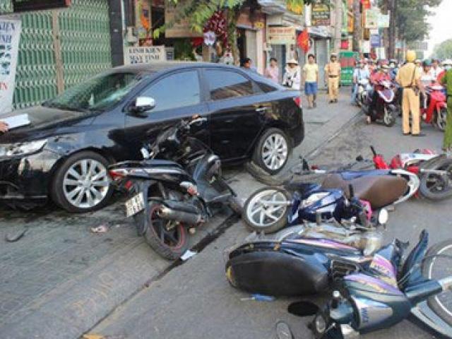 Tin tức trong ngày - Nhận diện xe "điên"