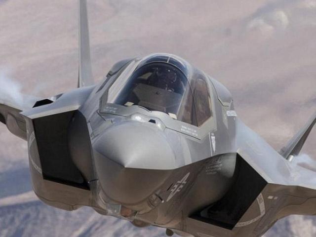 Tiêm kích F-35 cải tiến có thể ”phanh gấp” giữa trời