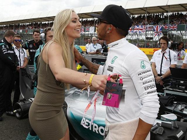 Thể thao - Bồ cũ Tiger Woods chống nạng tới "tiếp lửa" Hamilton