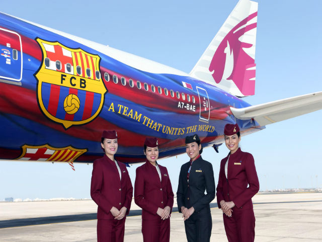 Tin bên lề bóng đá - Nhờ môi giới, Barca tìm gói tài trợ số 1 thế giới