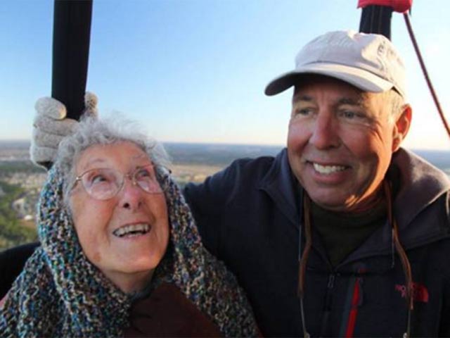 Tình yêu - Giới tính - Cụ bà từ chối điều trị ung thư để đi du lịch khắp nơi