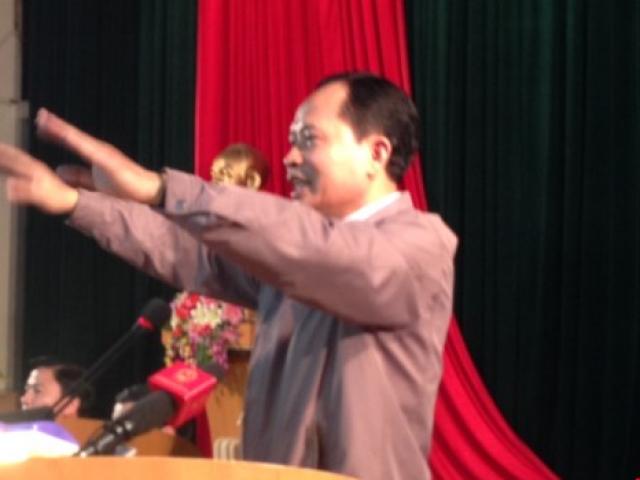 Tin tức trong ngày - Bí thư Thanh Hóa: "Bà con cứ neo đậu thuyền như trước!"