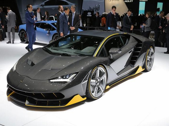 Ô tô - Xe máy - Siêu phẩm Lamborghini Centenario ngoại hình "dữ dằn", giá "siêu khủng"