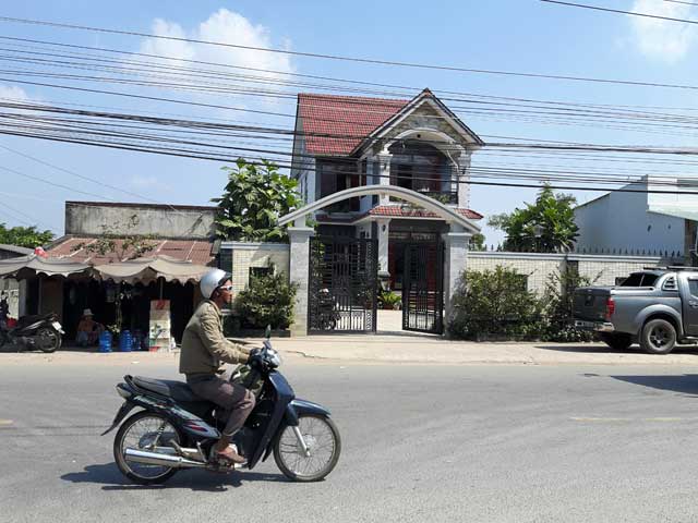 Tin tức trong ngày - Bắt kẻ nổ súng ở nhà bí thư huyện ủy để trộm
