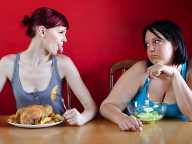 Thế giới - Phụ nữ thon thả, đàn ông cao kiếm nhiều tiền hơn