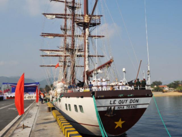 Tin tức trong ngày - Hải quân VN đưa tàu buồm hiện đại nhất TG vào sử dụng