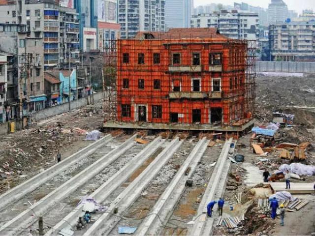 Thế giới - TQ di dời tòa nhà theo kiểu "thần đèn" Nguyễn Cẩm Lũy