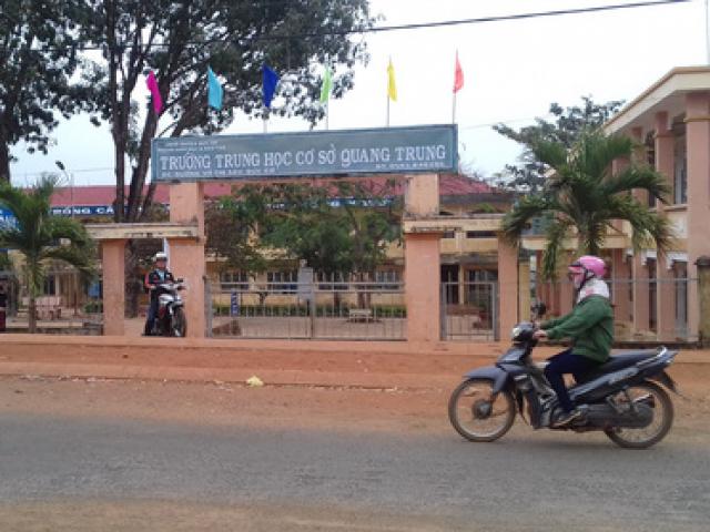 Tin tức trong ngày - GĐ Công an tỉnh: Xử lý nghiêm thiếu tá mang súng vào trường