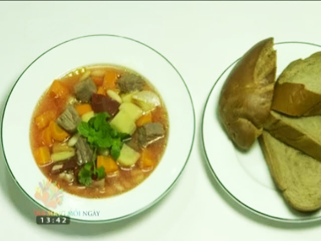 Ẩm thực - Bò lagu rau củ "cứu tinh" cho người thiếu máu