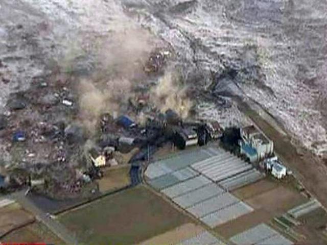 Video: Sóng thần kinh hoàng tàn phá Nhật Bản 5 năm trước