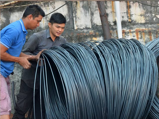 Thị trường - Tiêu dùng - Giá thép tăng mạnh