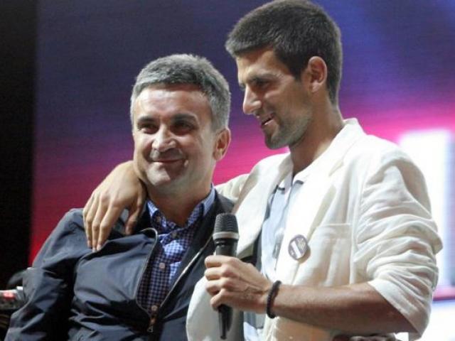Thể thao - Cha đẻ Djokovic chỉ trích Federer là “ngụy quân tử”
