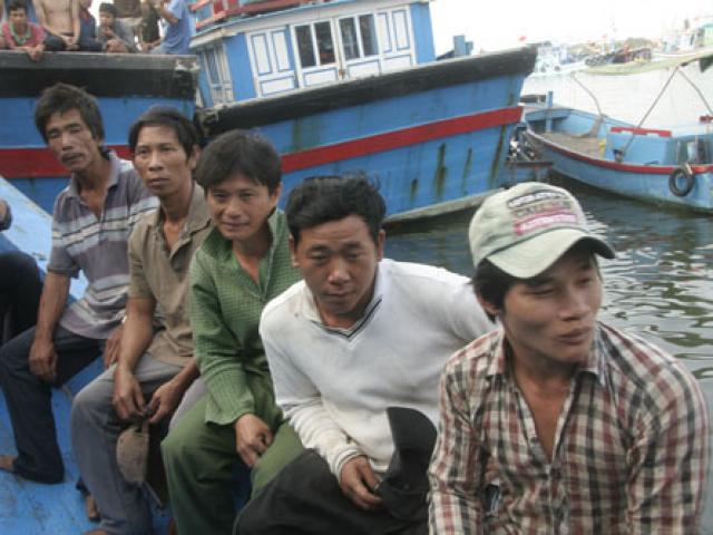 Tin tức trong ngày - Lời kể ngư dân sống sót sau 48 giờ lênh đênh trên biển