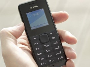 Thế giới - &quot;Cục gạch&quot; Nokia 105 bị IS dùng vào việc giết người