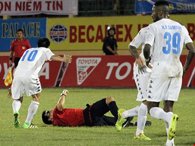 Bóng đá - Thấy gì qua án 'tha' Quế Ngọc Hải và án phạt Văn Quyết