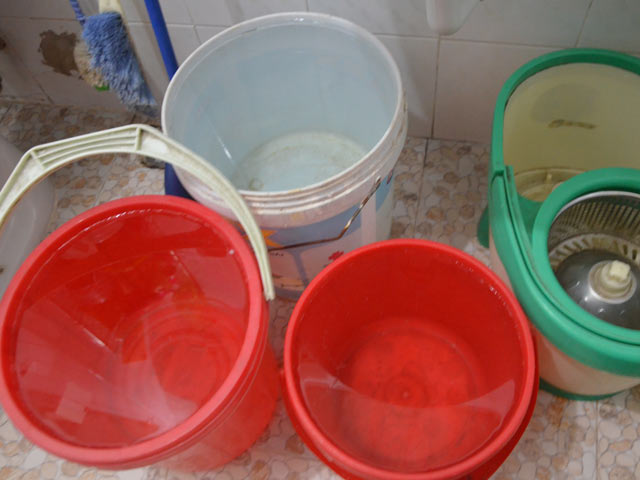 Tin tức trong ngày - Người dân Thủ đô “lao đao” vì thiếu nước sinh hoạt