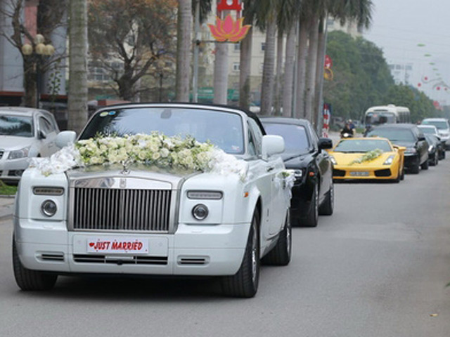 Ô tô - Xe máy - Dàn xe "khủng" đưa Á hậu Trà My về nhà chồng