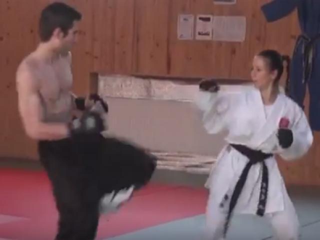 Thể thao - Mãn nhãn: Nữ nhi karate đấu chiến binh đường phố