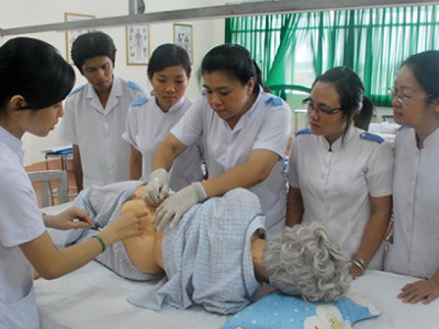 Giáo dục - du học - Nâng cấp 115.000 cán bộ y tế trung, sơ cấp