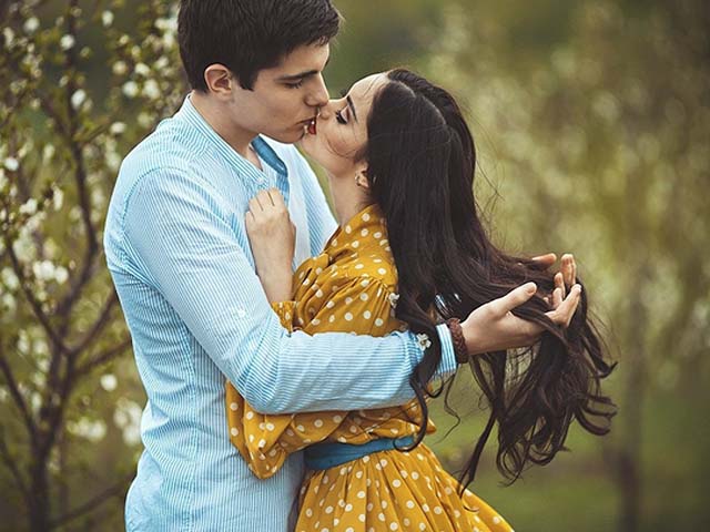 Bạn trẻ - Cuộc sống - Muốn giữ ngọn lửa tình yêu bạn phải biết 9 điều này