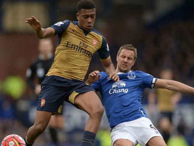 Bóng đá - Everton - Arsenal: Đi qua bóng tối