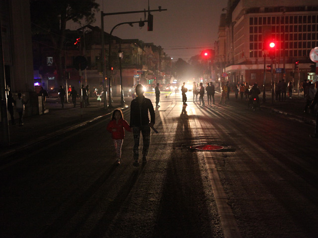 Tin tức trong ngày - Hà Nội, Sài Gòn tắt đèn hưởng ứng Giờ trái đất 2016