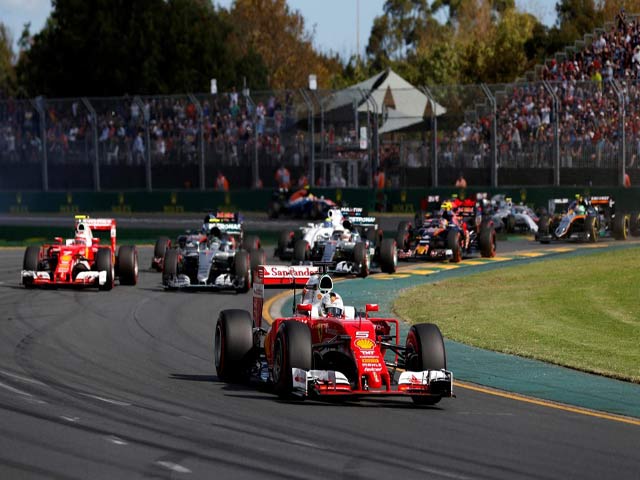 Thể thao - F1, Australian GP: Ferrari trả giá vì sai lầm