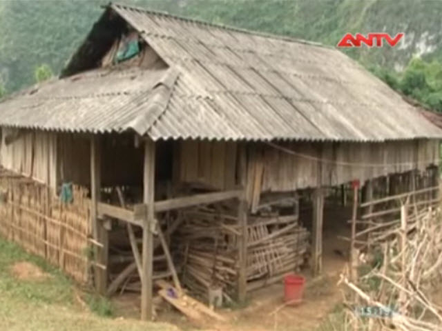 Video An ninh - Tội ác ghê rợn của kẻ hiếp, giết bé gái trong nhà sàn (P.1)