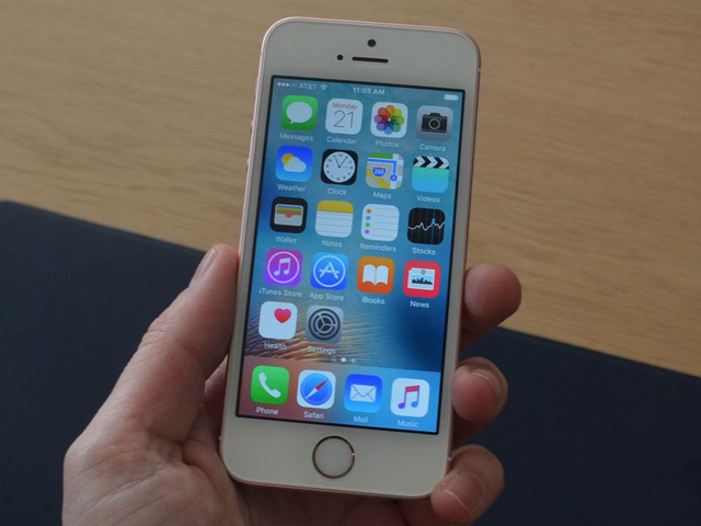 Thời trang Hi-tech - Tận mắt chiếc iPhone SE giá 8,9 triệu đồng mới ra mắt