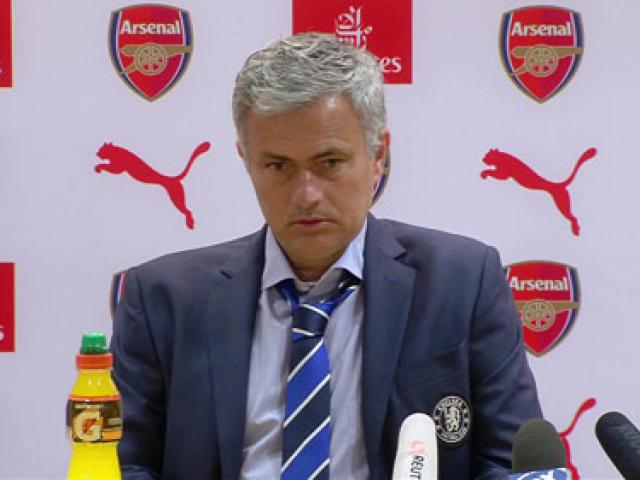 Bóng đá - Ozil cảnh báo: Đừng thay Wenger bằng Mourinho