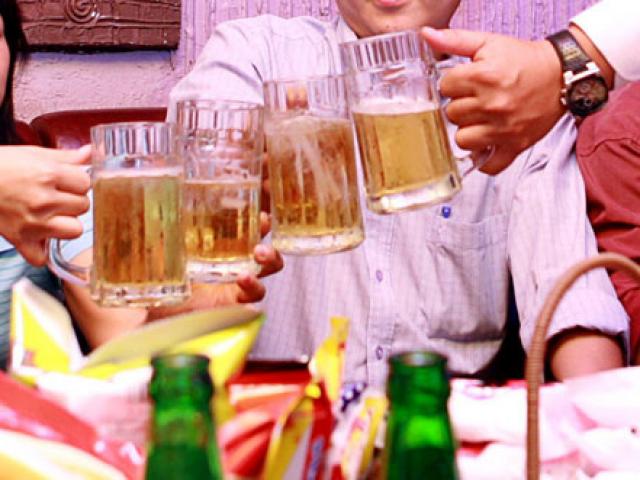 Tài chính - Bất động sản - Chỉ đi du lịch và uống bia cũng nhận lương cao ngất