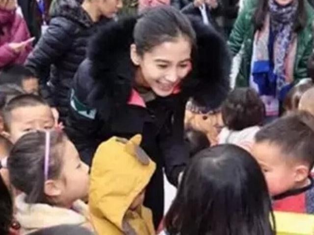 Phim - Angelababy làm mẹ của 4 đứa con trước khi kết hôn?